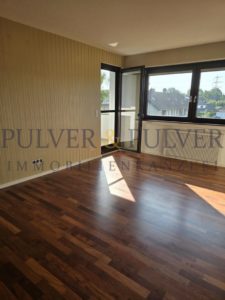 Wohnzimmer Zugang Balkon