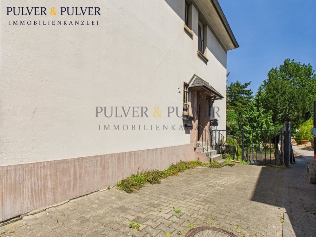 Stellplatz Hofeinfahrt