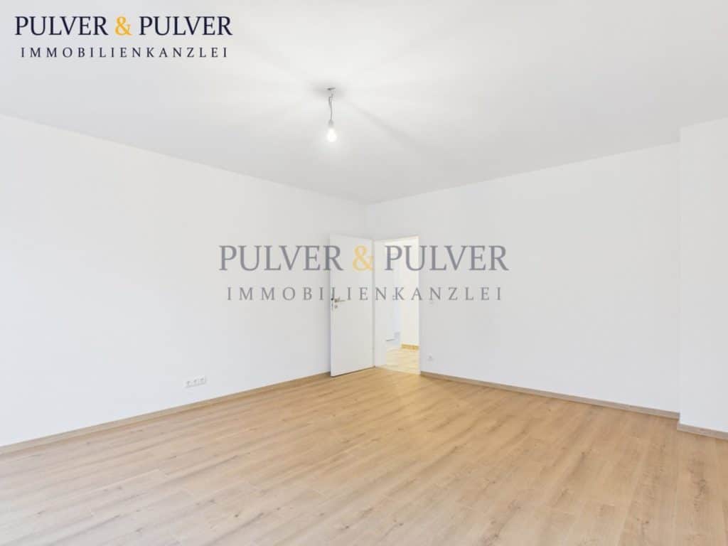 CAM02648G0-PR0055-STILL007