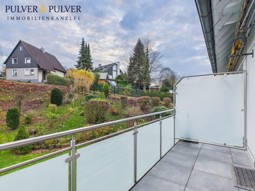 CAM02648G0-PR0055-STILL011